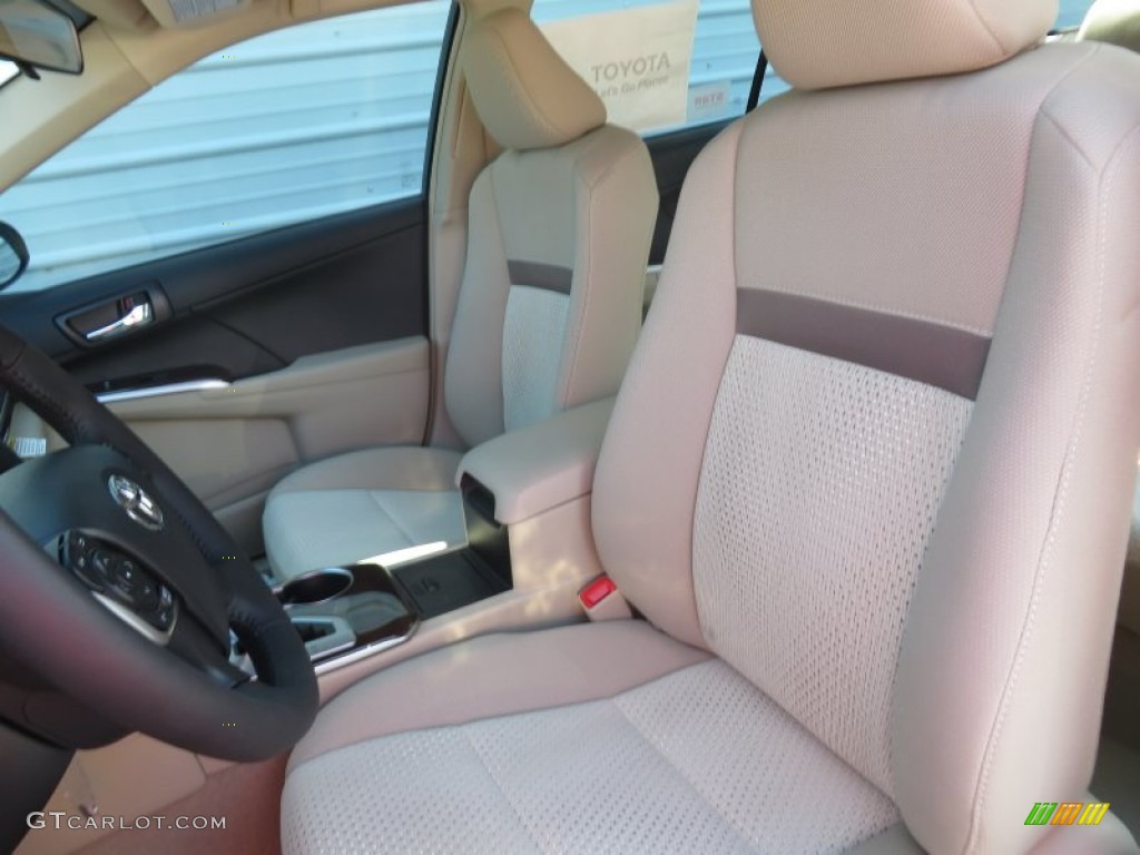 2014 Camry XLE - Champagne Mica / Ivory photo #25