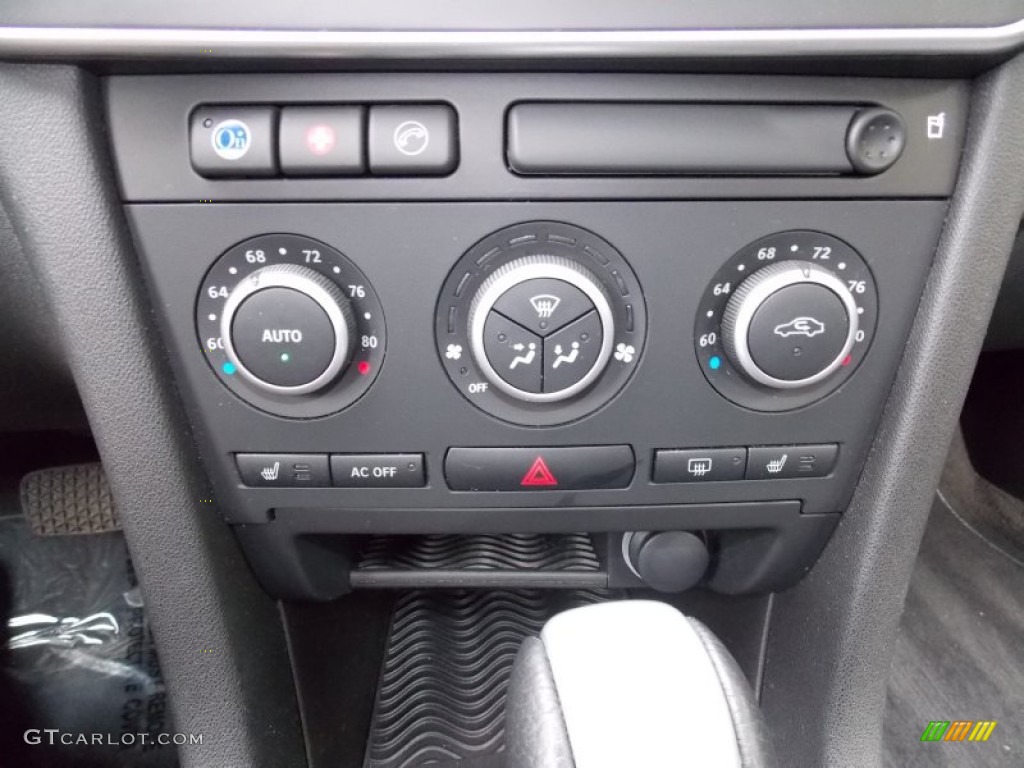 2010 Saab 9-3 Aero Sport Sedan XWD Controls Photo #86637175