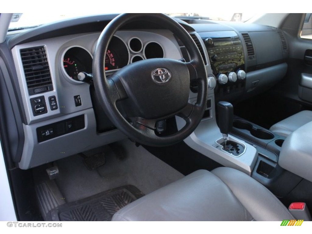 2009 Tundra CrewMax - Super White / Graphite Gray photo #11