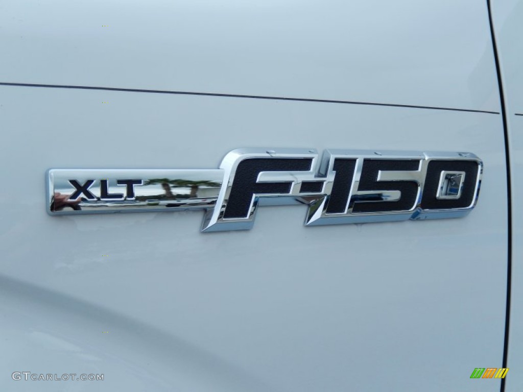 2013 Ford F150 XLT SuperCab Marks and Logos Photos