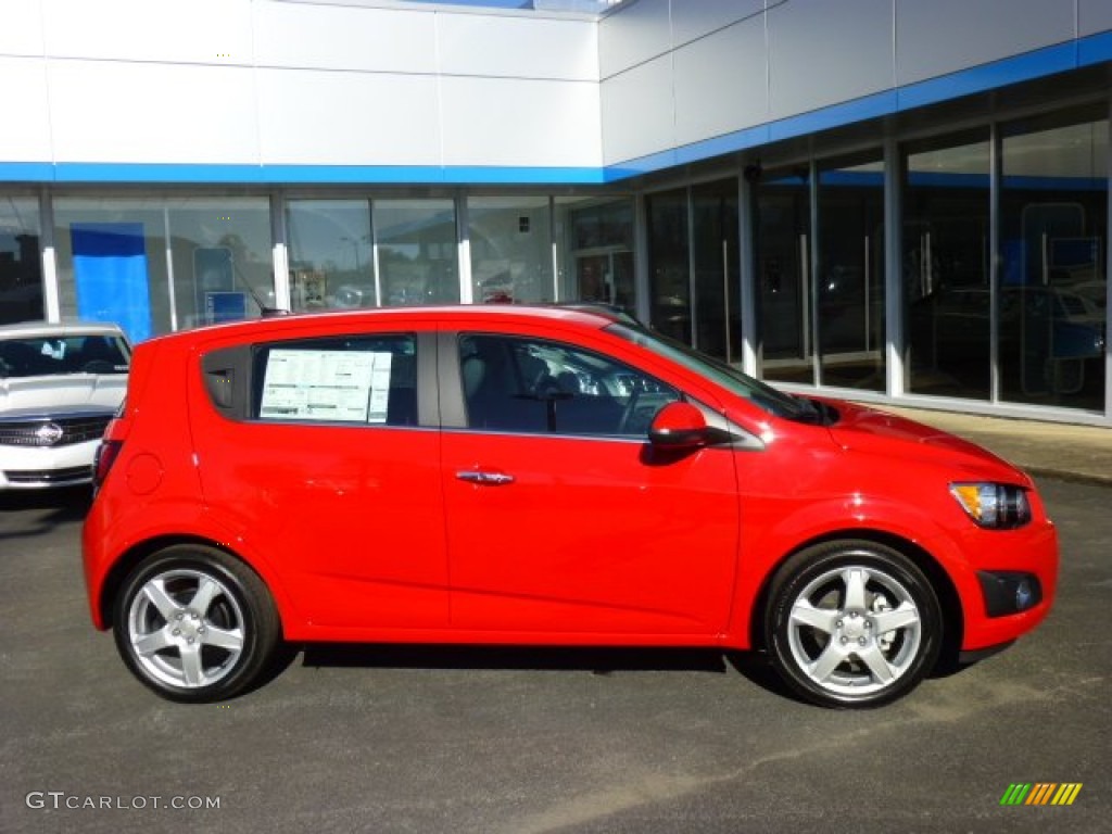 Red Hot 2014 Chevrolet Sonic LTZ Hatchback Exterior Photo #86640798