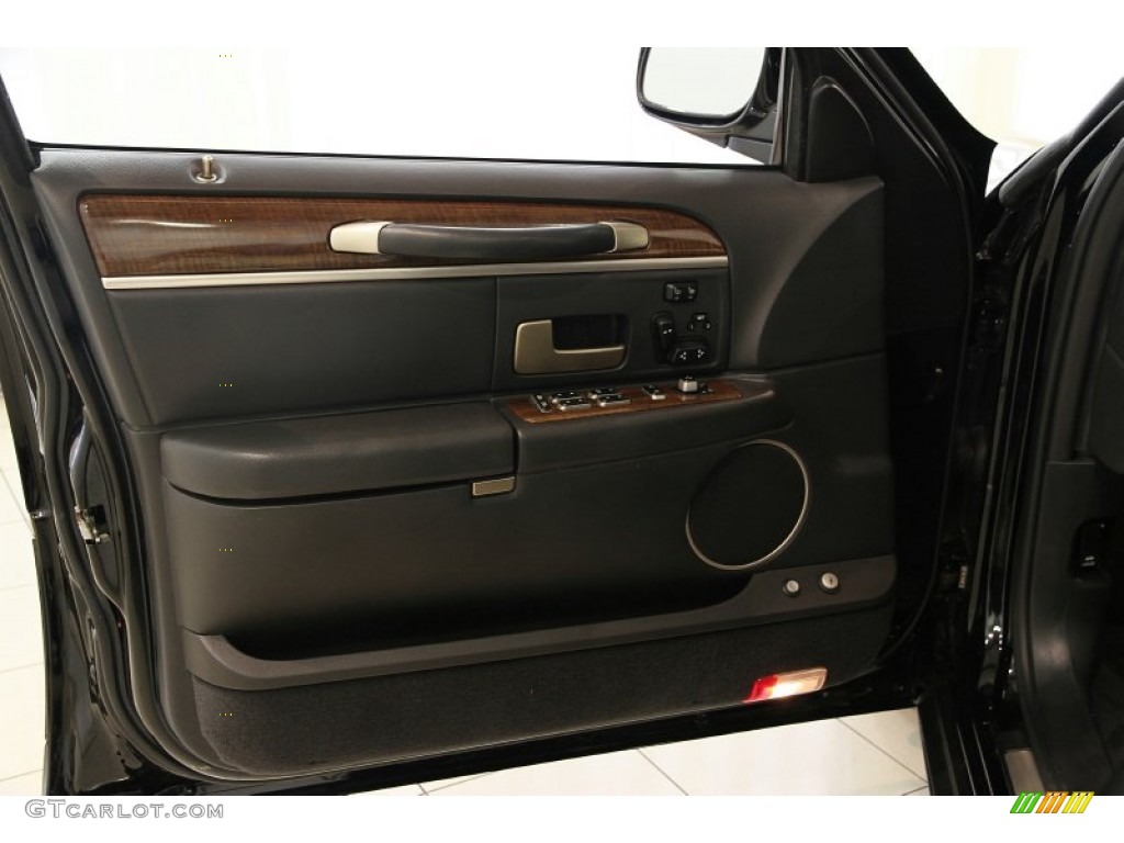 2007 Lincoln Town Car Designer Door Panel Photos