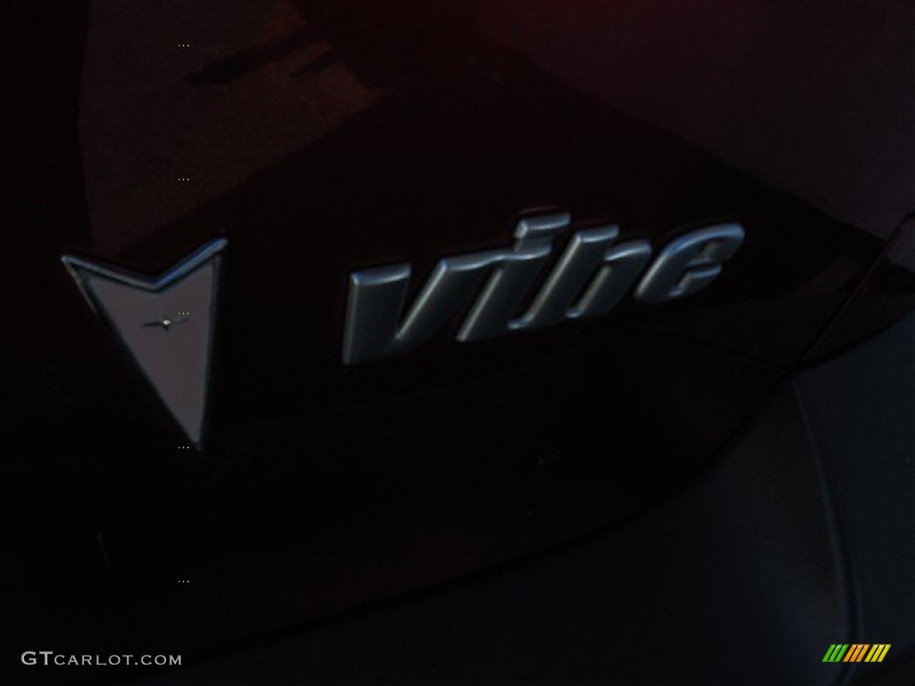 2007 Vibe  - Salsa Red / Graphite photo #10