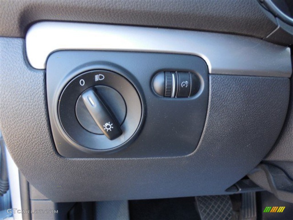 2011 Golf 4 Door - Shark Blue Metallic / Titan Black photo #20