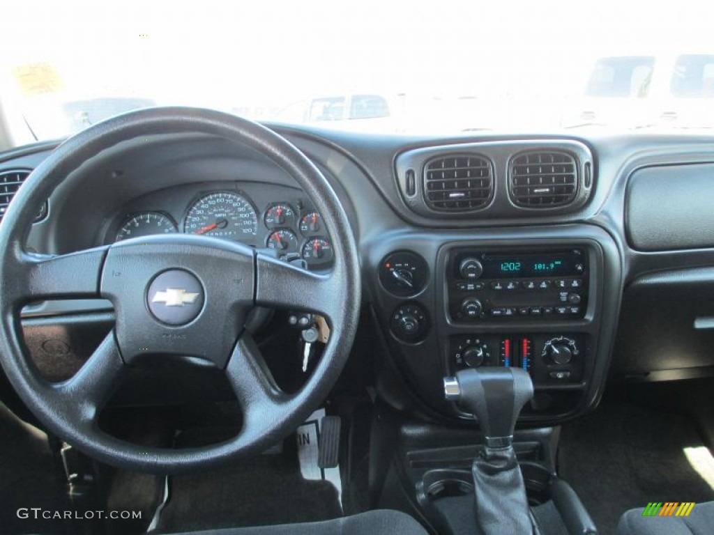 2009 TrailBlazer LT 4x4 - Imperial Blue Metallic / Gray photo #10
