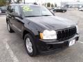 Black - Grand Cherokee Laredo 4x4 Photo No. 3