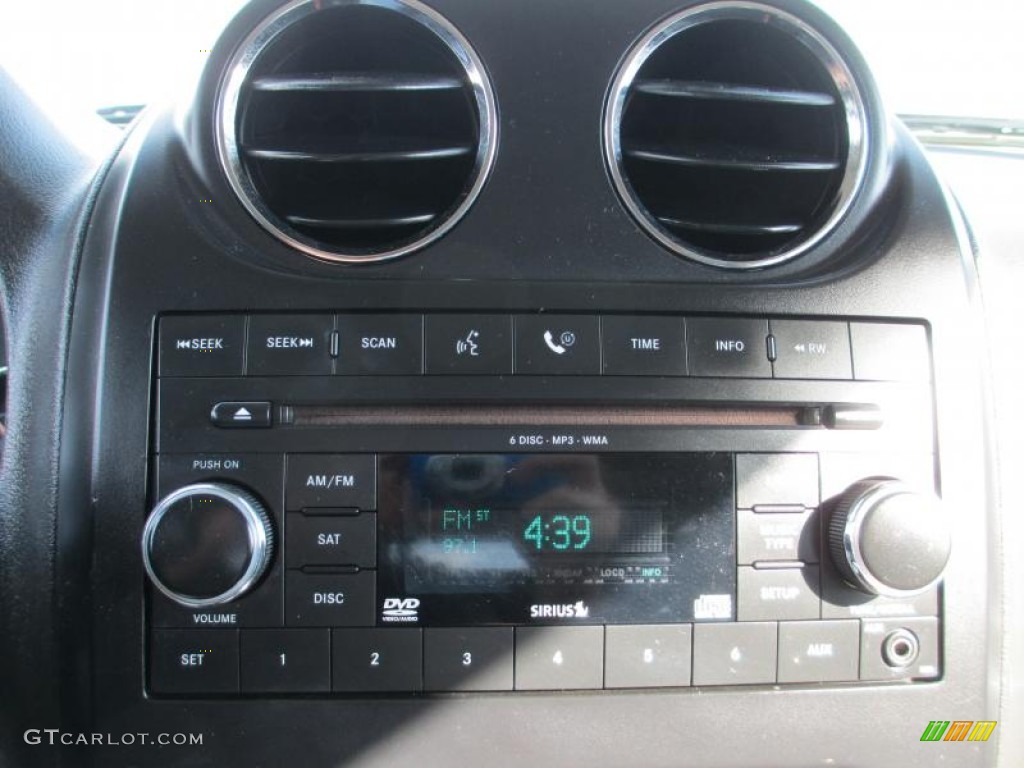 2009 Jeep Patriot Limited 4x4 Audio System Photos