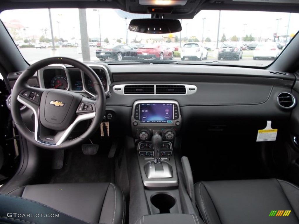 2014 Chevrolet Camaro SS/RS Coupe Dashboard Photos