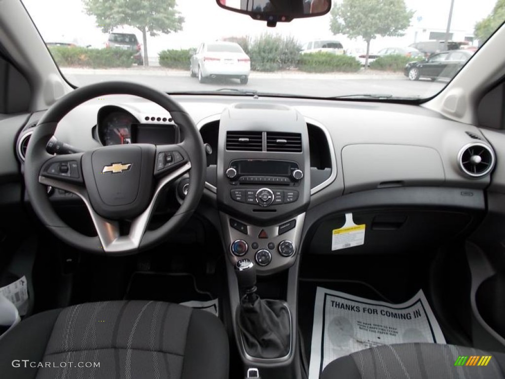 2013 Chevrolet Sonic LT Sedan Jet Black/Dark Titanium Dashboard Photo #86655943