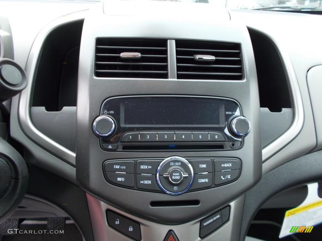 2013 Chevrolet Sonic LT Sedan Controls Photo #86656057