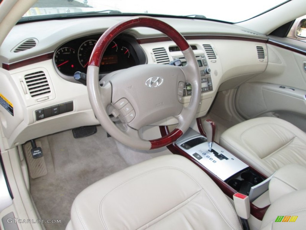 Beige Interior 2006 Hyundai Azera Limited Photo #86656339