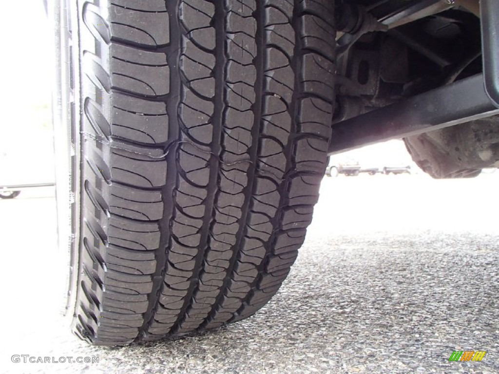 2010 Commander Sport 4x4 - Modern Blue Pearl / Dark Slate Gray photo #21