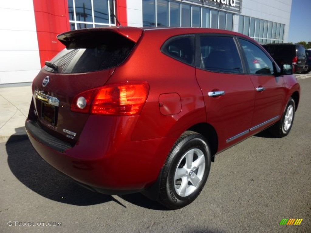 2013 Rogue S AWD - Cayenne Red / Black photo #7