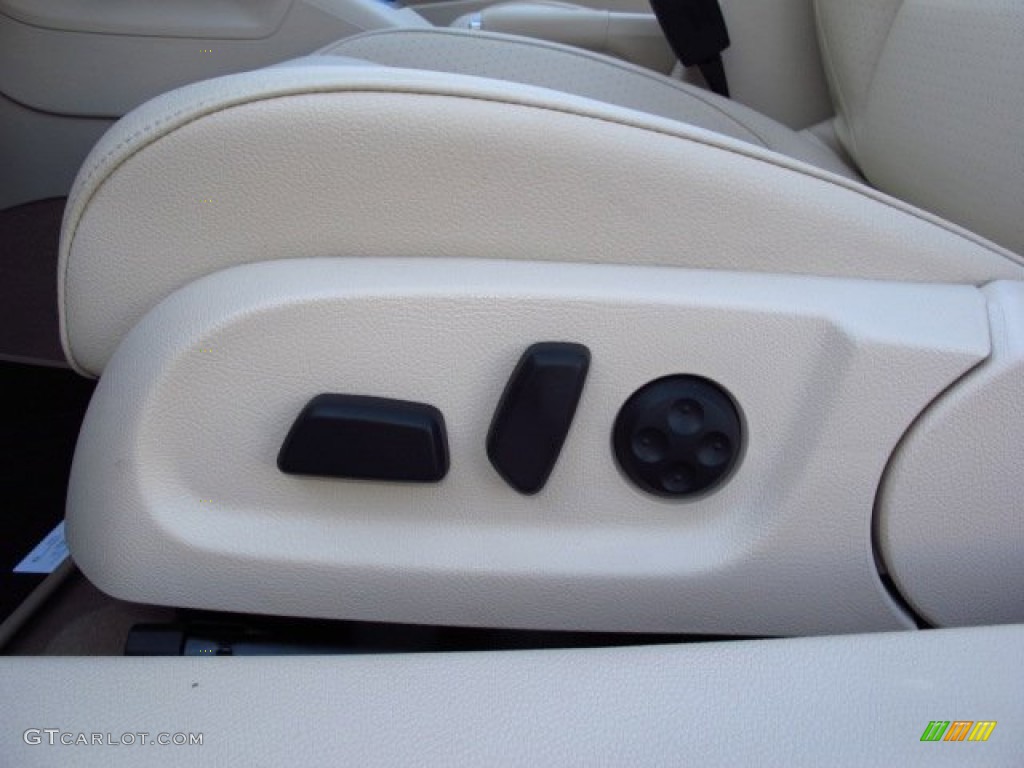 2014 Volkswagen Eos Komfort Controls Photo #86657779