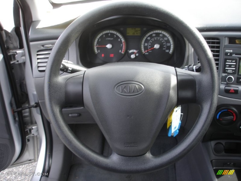 2009 Kia Rio LX Sedan Gray Steering Wheel Photo #86658469
