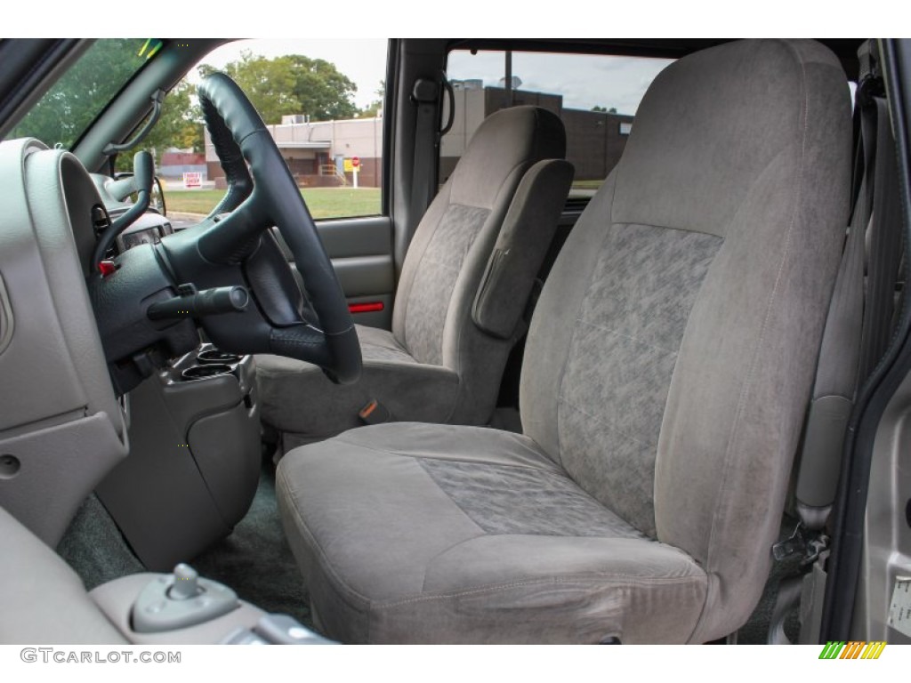 2002 Chevrolet Astro LS Front Seat Photo #86660662