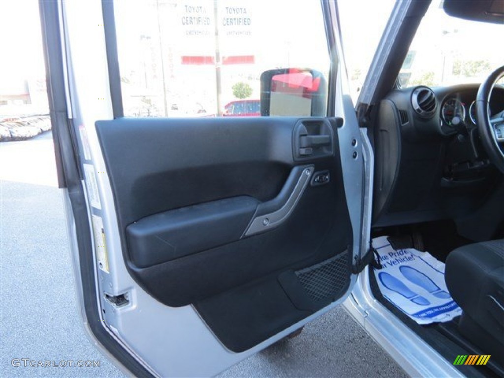 2011 Wrangler Sport S 4x4 - Bright Silver Metallic / Black photo #10