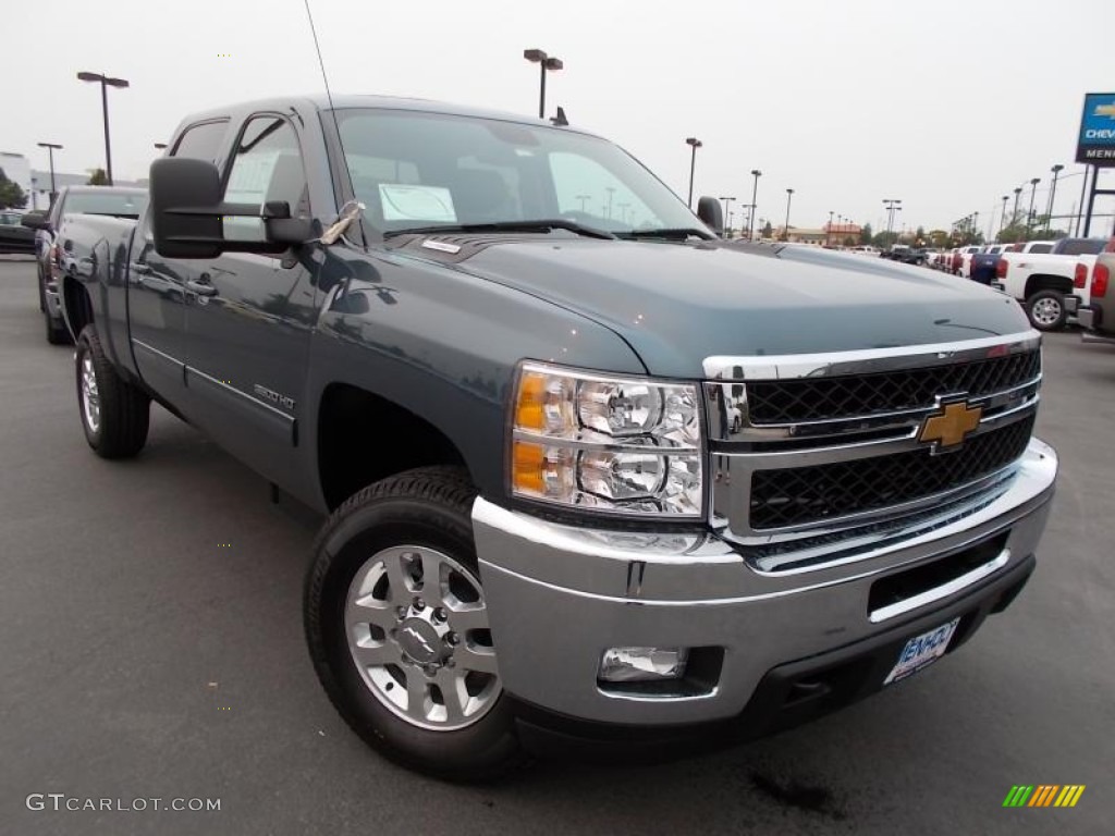 Blue Granite Metallic Chevrolet Silverado 3500HD