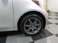 Classic Silver Metallic - iQ  Photo No. 8
