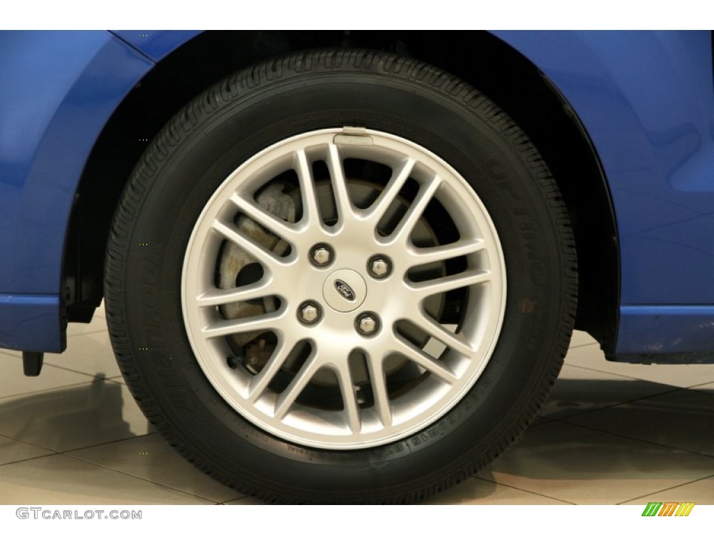 2011 Ford Focus SE Sedan Wheel Photos