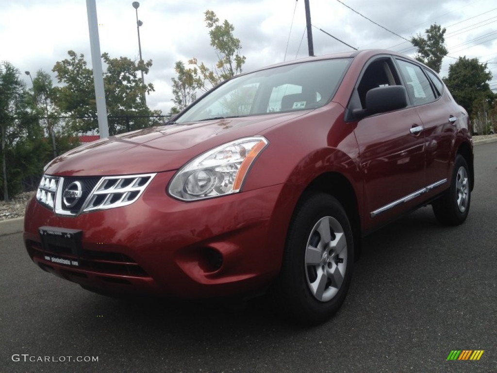 2013 Rogue S AWD - Cayenne Red / Black photo #1