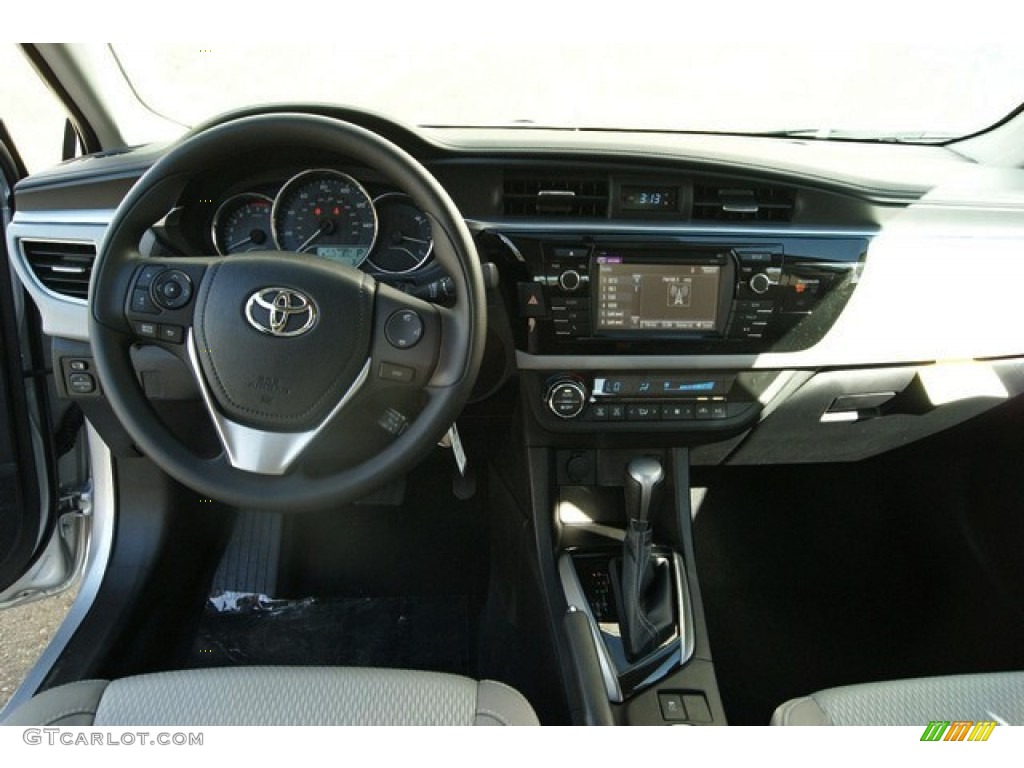 2014 Corolla LE - Classic Silver Metallic / Ash photo #6