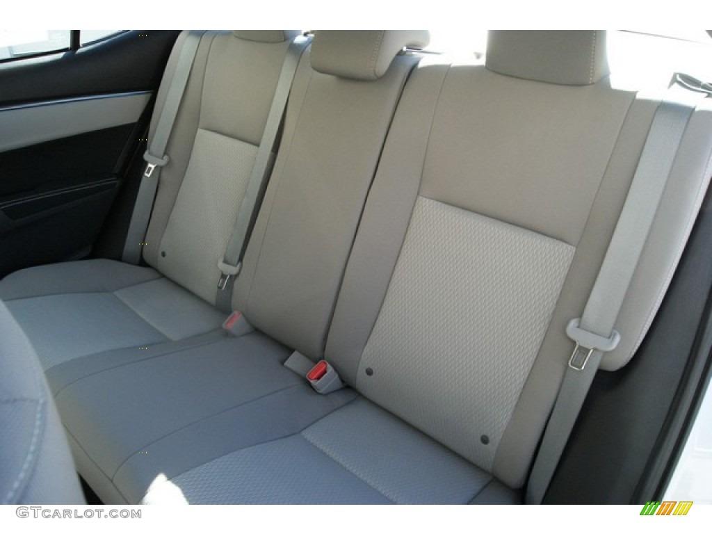 2014 Corolla LE - Classic Silver Metallic / Ash photo #8