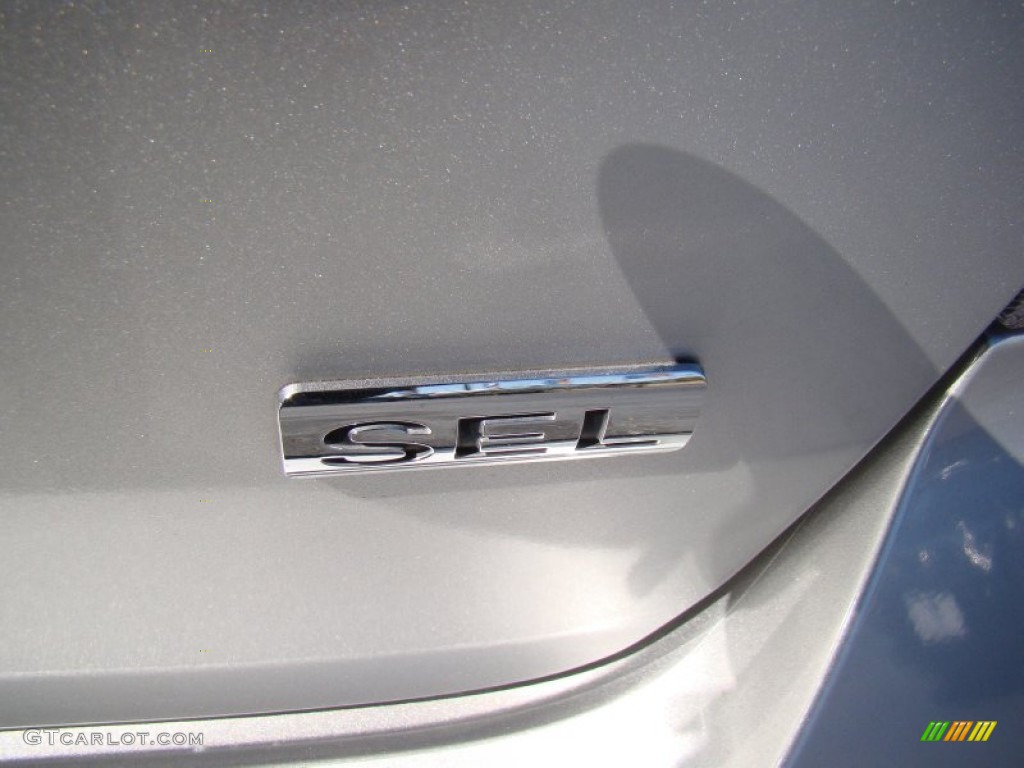 2011 Focus SEL Sedan - Ingot Silver Metallic / Charcoal Black photo #31
