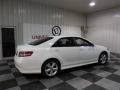 Super White - Camry SE V6 Photo No. 7