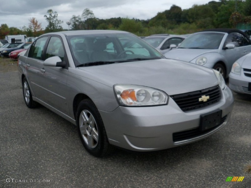 2007 Malibu LT Sedan - Silverstone Metallic / Titanium Gray photo #3