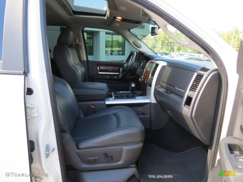 2009 Ram 1500 Laramie Crew Cab 4x4 - Stone White / Dark Slate Gray photo #18