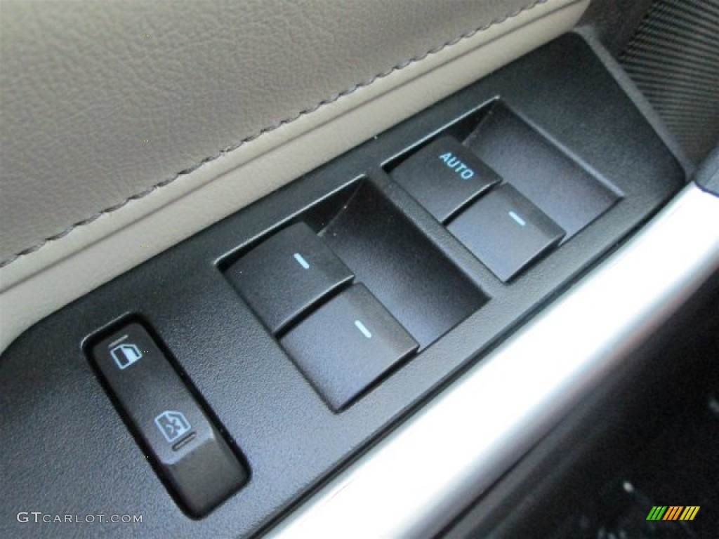 2012 Edge SE - Black / Medium Light Stone photo #19