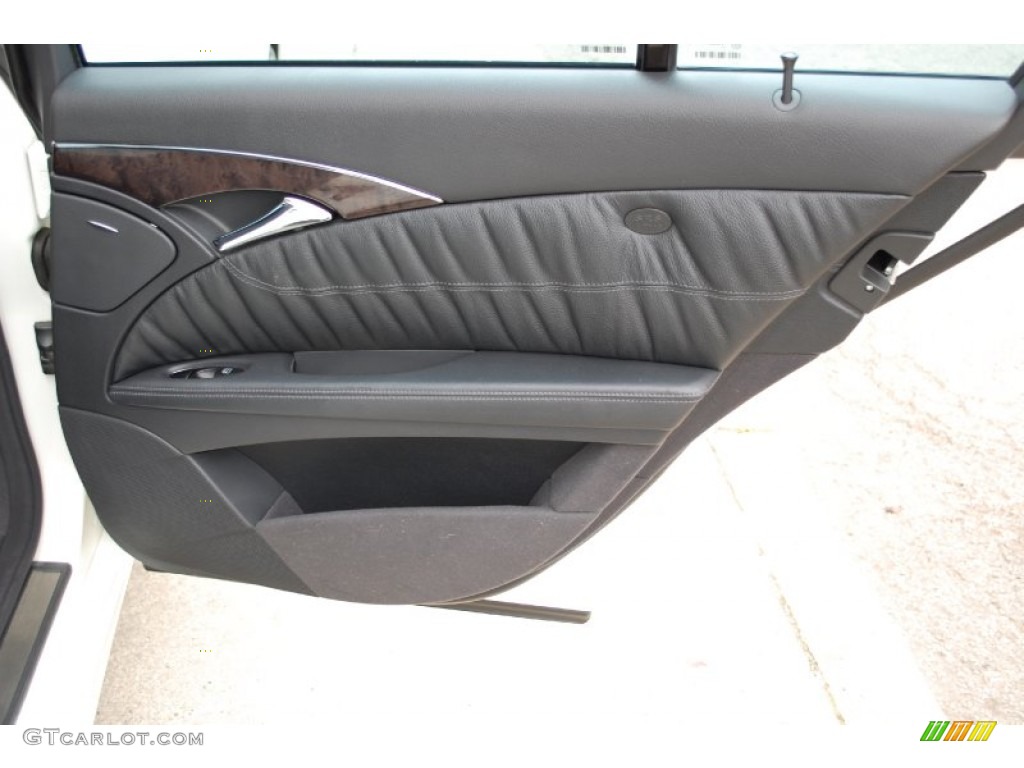2006 Mercedes-Benz E 500 4Matic Sedan Charcoal Door Panel Photo #86683944