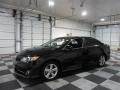 Attitude Black Metallic - Camry SE Photo No. 4