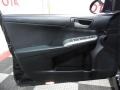 Attitude Black Metallic - Camry SE Photo No. 9