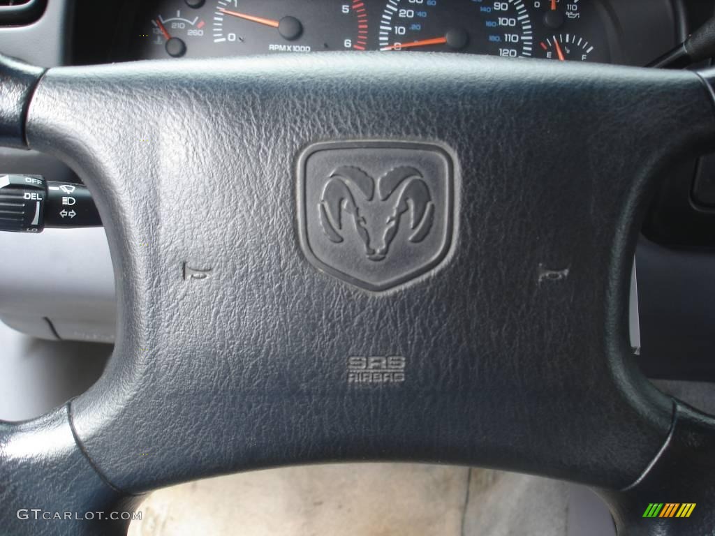 1997 Dakota Sport Extended Cab 4x4 - Emerald Green Metallic / Agate photo #24