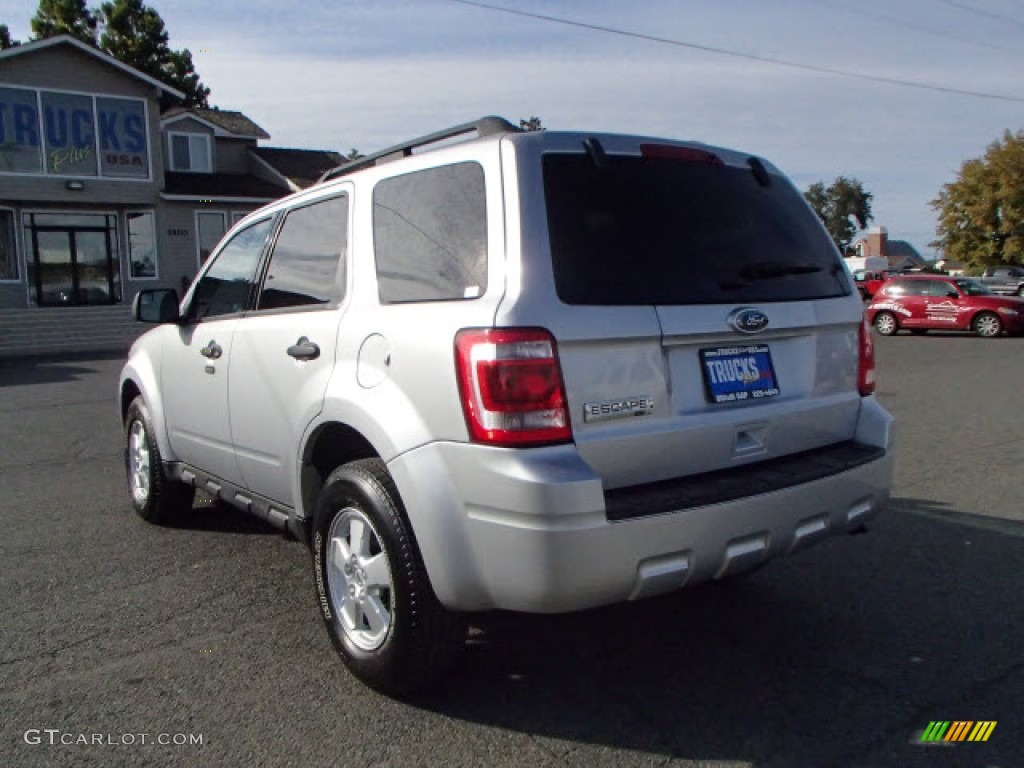 2012 Escape XLT 4WD - Ingot Silver Metallic / Charcoal Black photo #4