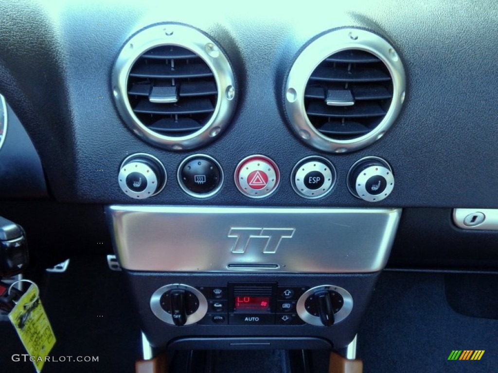 2001 Audi TT 1.8T quattro Roadster Controls Photo #86688681