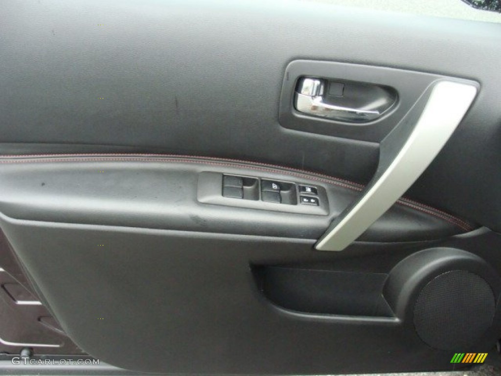 2011 Rogue SV AWD - Black Amethyst / Black photo #7