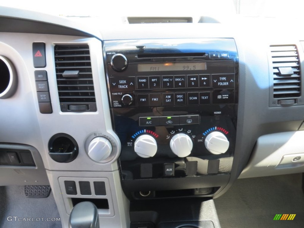 2007 Tundra Texas Edition CrewMax - Super White / Graphite Gray photo #38