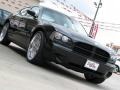 Brilliant Black Crystal Pearl - Charger  Photo No. 9