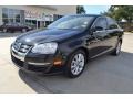 Black - Jetta SE Sedan Photo No. 1