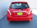 Absolutely Red - Yaris SE 5 Door Photo No. 5