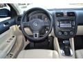 Black - Jetta SE Sedan Photo No. 15