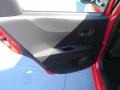 Absolutely Red - Yaris SE 5 Door Photo No. 28