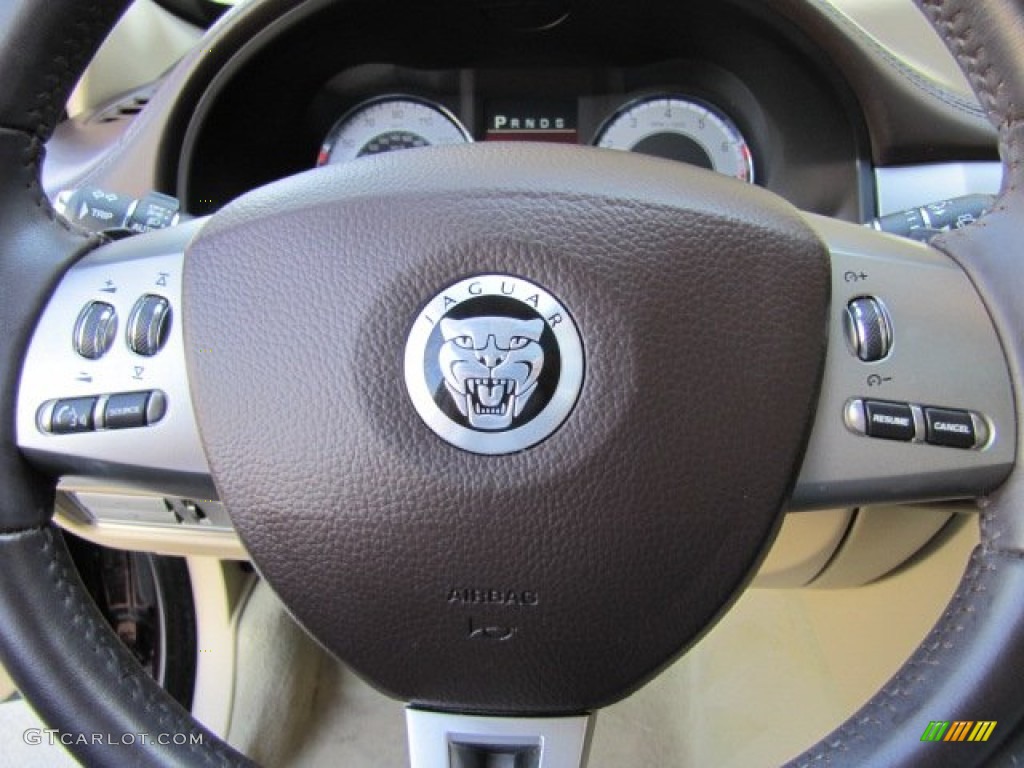 2011 Jaguar XF Premium Sport Sedan Barley Beige/Truffle Brown Steering Wheel Photo #86696199