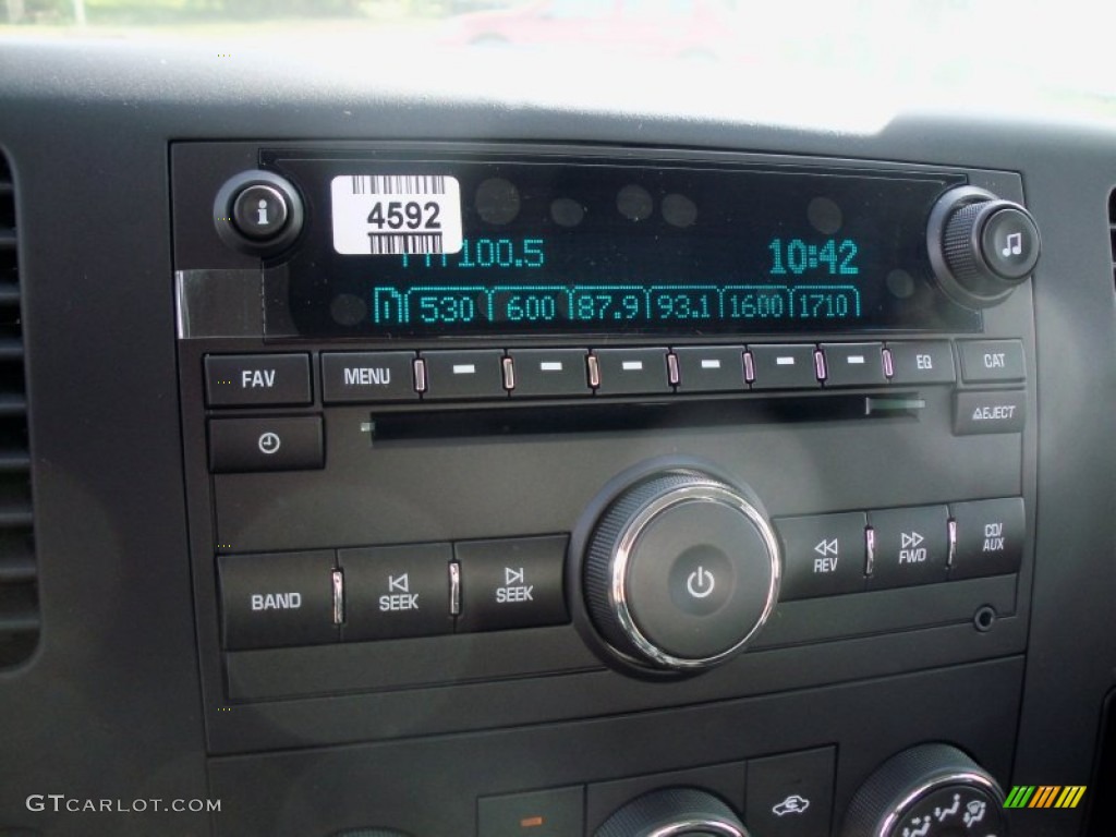 2014 Chevrolet Silverado 3500HD WT Crew Cab Dual Rear Wheel 4x4 Audio System Photos