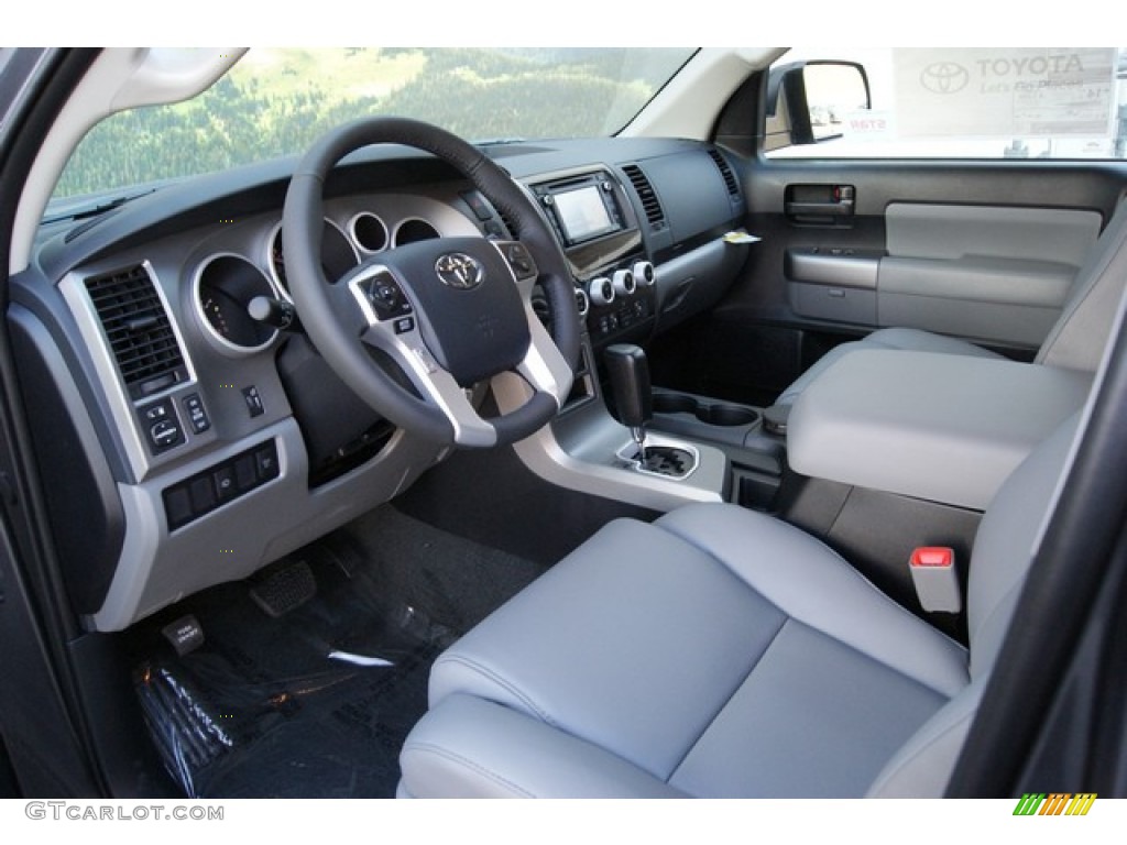 Graphite Interior 2014 Toyota Sequoia SR5 4x4 Photo #86696721