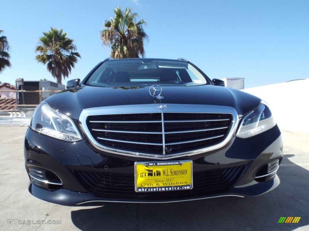 2014 E 350 4Matic Wagon - Black / Black photo #2