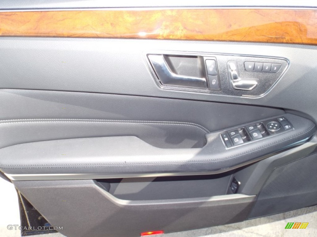 2014 E 350 4Matic Wagon - Black / Black photo #6